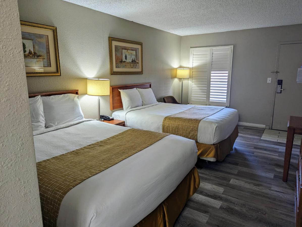 Travelodge By Wyndham Pueblo Exterior foto